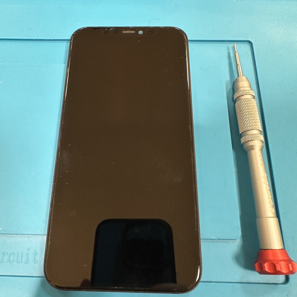 iPhone11 液晶交換
