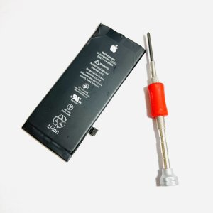 iPhoneSE2 バッテリー交換 充電の減りが早く感じるが…