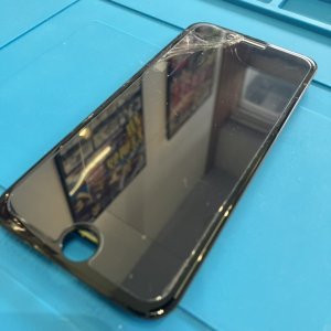 iPhoneSE2 フロントパネル交換