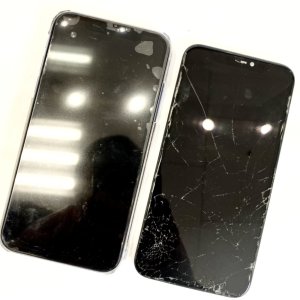 iPhone 11 フロントパネル交換