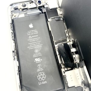 iPhone XR バッテリー交換