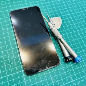 iPhone XSMax　液晶交換