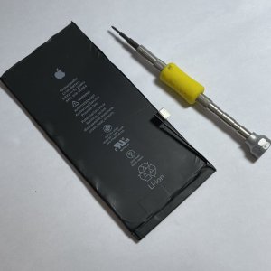 iPhone8plus　バッテリー交換