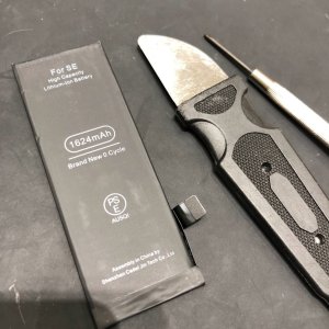 iPhoneSE バッテリー交換