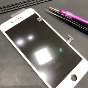 iPhone8Plus 液晶交換
