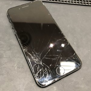 iPhone7 フロントパネル交換