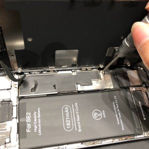 iPhoneSE2  バッテリー交換