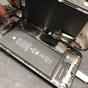 iPhoneXR バッテリー交換