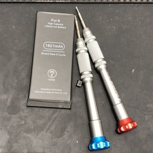 iPhone8 バッテリー交換