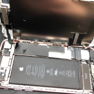 iPhone7 バッテリー交換