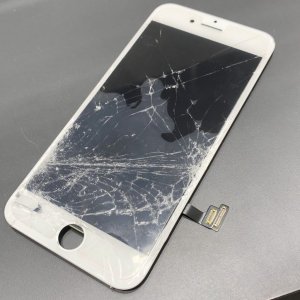 iPhone8 フロントパネル交換