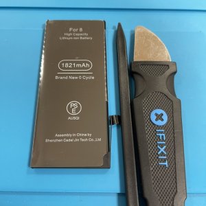 iPhone8 バッテリー交換