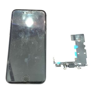 iPhone8　ライトニング修理