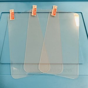 iPhone13 強化ガラス貼り付け 永久保証