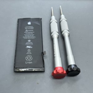 iPhone8 バッテリー交換