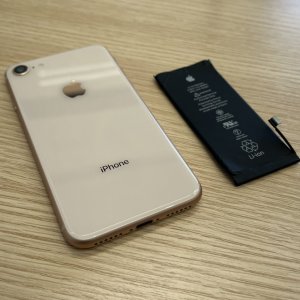 iPhone8 バッテリー交換