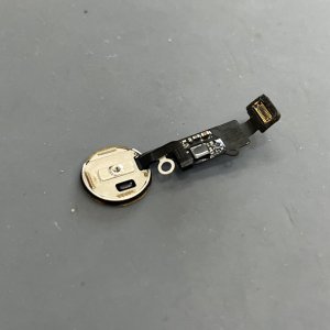 iPhone7 ホームボタン修理