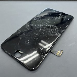 iPhoneSE2 フロントパネル交換