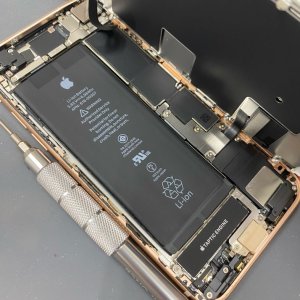 iPhone8 バッテリー交換