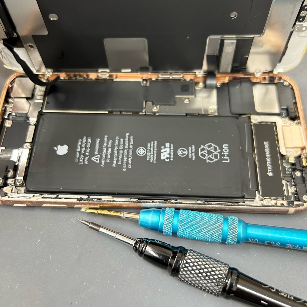 iPhone8 バッテリー交換