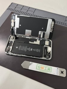iPhone SE2 バッテリー交換