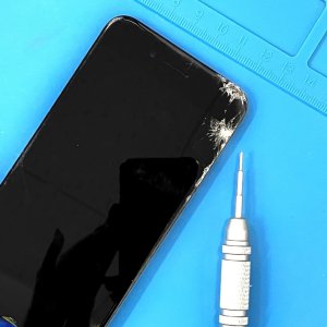 iPhone8　液晶交換修理