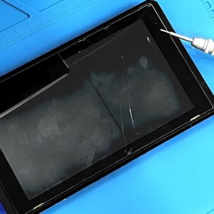 Nintendo Switch 液晶修理
