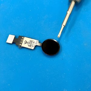 iPhone7 ホームボタン修理