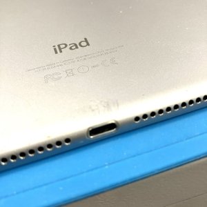 iPad mini3 ライトニング修理