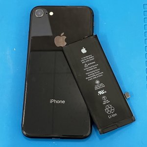 iPhone8 バッテリー交換