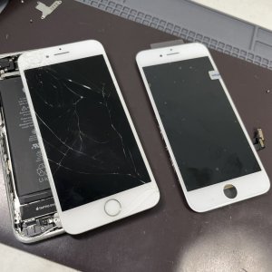 iPhone8 フロントパネル交換