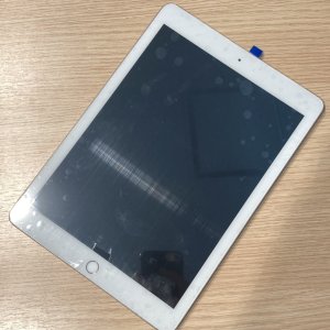iPad5 パネル交換修理