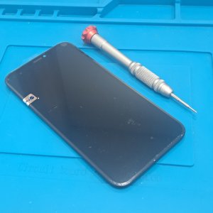 iPhoneXR アイフォンXR フロントパネル交換