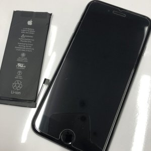 iPhone8 バッテリー交換