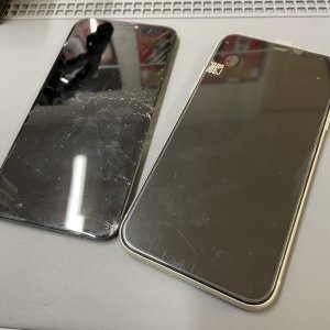 iPhone11 パネル交換