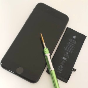 iPhone8 バッテリー交換修理