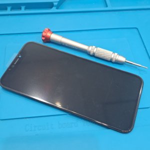 iPhoneXS アイフォンXS フロントパネル交換