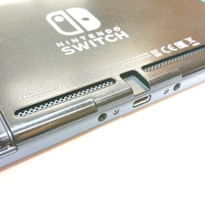 任天堂switch ライトニング修理