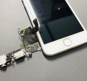 iPhone6S ライトニング交換