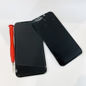 iPhone11PRO　パネル交換