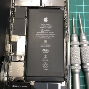 iPhone12 バッテリー交換