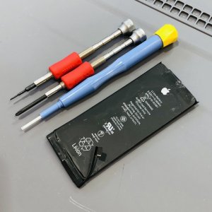 iPhone8 バッテリー交換