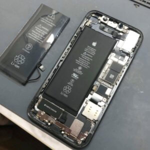 iPhone11 充電機能劣化　バッテリー交換