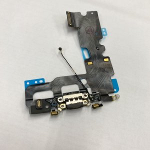 iPhone7 ライトニング交換