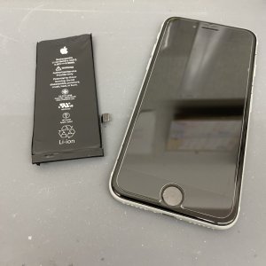 iPhoneSE2 バッテリー交換