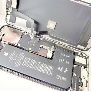 iPhoneXS バッテリー交換