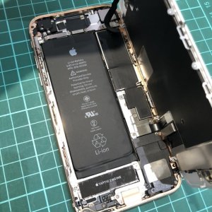 iPhone8 バッテリー交換