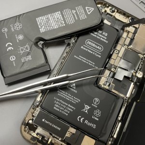 iPhoneXS バッテリー交換 即日最短20分でお渡し可能！