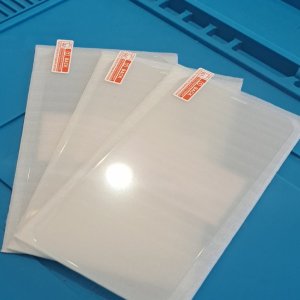iPhone強化ガラス永久保証2980円