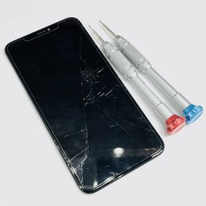 iPhone XSmax 液晶交換